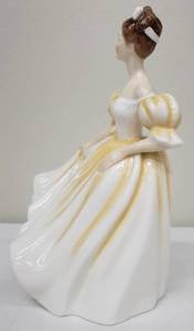 lot 45 image: Lovely Royal Doulton NATALIE HN 3173 - Modeled by Peggy Davies (1988)