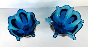 lot 97 image: Pair of Vintage Viking Glass Compote Vase