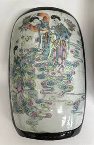 lot 91 image: Antique Chinese Wedding Box
