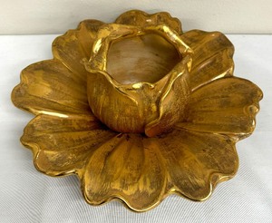 lot 105 image: Stangl Pottery Grenada Gold Flower Shaped Platter and Vase