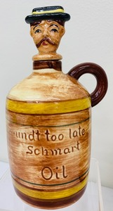 lot 143 image: Vintage Pennsbury Pottery Jug bottles Oil and Vinegar