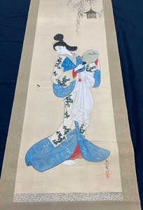 lot 148 image: Pretty Vintage Japanese Hanging Scroll - Woman with a Butterfly