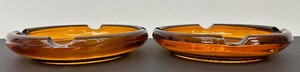 lot 173 image: Beautiful Amber Glass Vintage Ashtrays