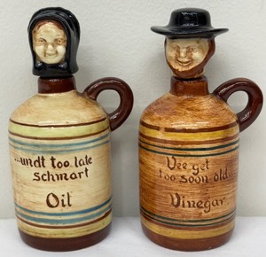lot 181 image: Pennsbury Pottery Collection - Lot of Six