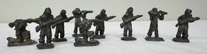 lot 184 image: Vintage Lead Toy Soldiers - Lot of 15