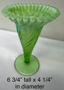 lot 155A image: Vintage Green Glass Items including a Vintage Fenton Beaded Green Melon Vase