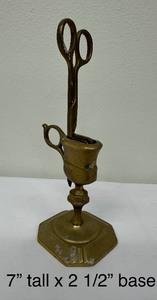 lot 240 image: Vintage Beautiful Copper Mixing Bowl and A Brass Candle Wick Trimmer