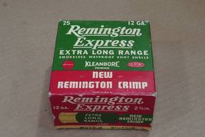 lot 195 image: 25 Remington Express 12 Gauge 2-34 6 Shot Shotshells