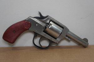 lot 2B image: US Revolver Co .32 Cal Single Action Revolver
