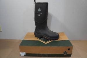 lot 29 image: Muck Boots Wetland Pro Snake Mens Boots -Size 13