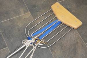 lot 33 image: Fish Spear