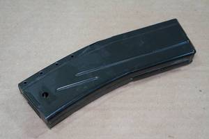 lot 60 image: Metal .30 Carbine Magazine