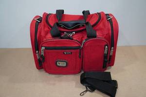lot 99 image: Western Pack Camping Overnight 6-Pocket Duffle Bag