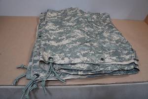 lot 118 image: Military USGI Tarpaulin