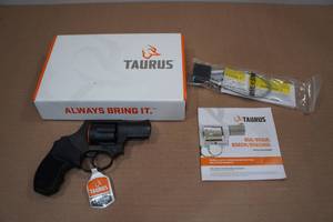 lot 2A image: NEW Taurus 856 .38 Special Revolver - Concealed Hammer