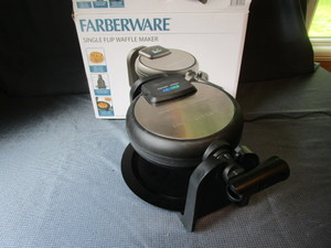 lot 30 image: Faberware Waffle Maker