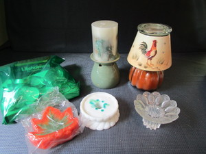 lot 42 image: Candles