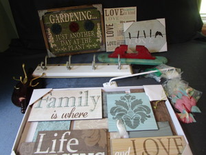 lot 75 image: Family, Gardening, Love , Hook, Towel Bar