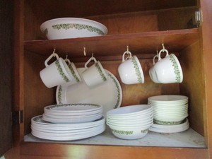 lot 102 image: Corelle Dishes