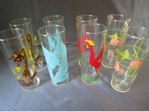 lot 117 image: Glasses With Figures