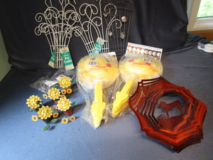 lot 148 image: Plant Stakes, Mini Trellis, Horse Spinner