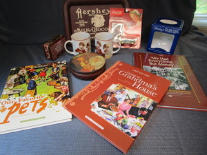 lot 178 image: Hersheys Collectibles