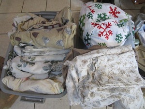 lot 184 image: Sheets - Tote Full