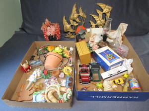 lot 192 image: Knick Knacks Lamps, Metal Fish