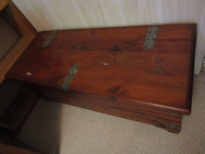 lot 3 image: Cedar Chest