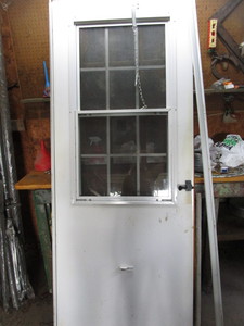 lot 212 image: Screen Door