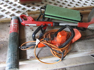 lot 223 image: B&D Whip - 20V, 2 Batteries, Charger, B&D H16 Electric Hedger, Bench
