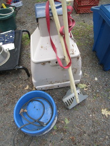 lot 246 image: Pet Food Dispenser, Heated Water Dish, Scooper, Leash