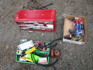 lot 278 image: Auto Bungees, Jack, Tire Irons, Organizer