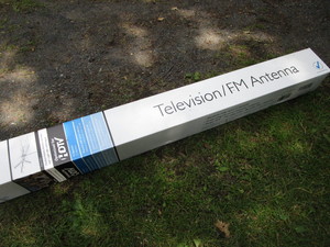 lot 300 image: Antenna & Mounting Kit