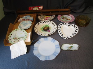 lot 330 image: Collector Plates With Monax, Hand Painted, Plate Rail Shelf