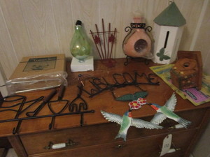 lot 349 image: Gardening Bird House, Hummingbird Feeder, Metal Hangers