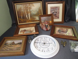 lot 365 image: Artwork, Clock, Pottery Duck