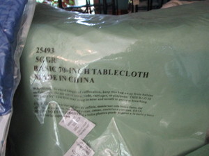 lot 377 image: Shopping Totes, Sterilite Tote