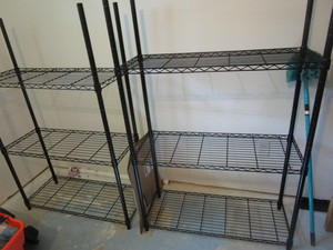 lot 386 image: Shelving Units, Three Wire Shelves
