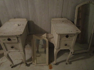 lot 400 image: Vintage Dressing Vanity Restoration Project