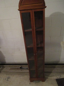 lot 401 image: Cabinet, Double Door
