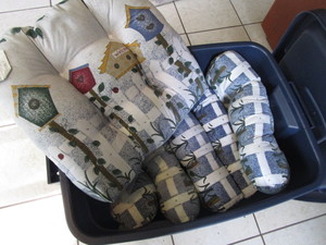 lot 411 image: Seat Cushion - Birdhouse Fabric