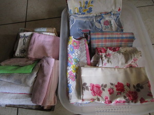 lot 413 image: Printed Tablecloths, Towels, Vintage Sacks