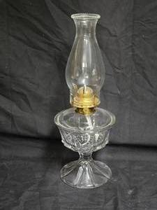 lot 20 image: Antique Clear Glass Oil Lamp with Pedestal Base and Queen Anne Burner