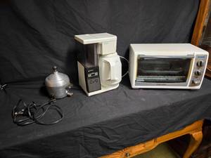 lot 63 image: Lot of Vintage Kitchen Appliances - Includes Coffee Maker, Toaster Oven, and Egg Cooker