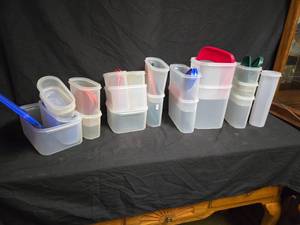 lot 66 image: Lot of Assorted Tupperware Containers with Lids