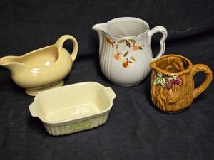 lot 74 image: Ceramic Serving Pieces Lot - Halls, Fiesta Etc