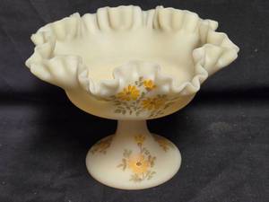 lot 82 image: Vintage Fenton Hand Painted Milk Glass Compote
