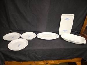 lot 101 image: Corning Ware Blue Cornflower Baking and Serving Dishes - 6 Piece Set