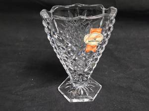 lot 114 image: Anna Htte Bleikristall Lead Crystal Vase